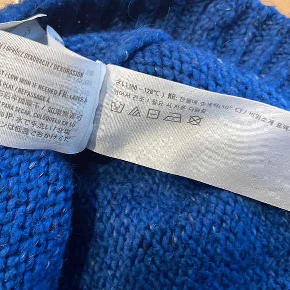 🍀Sale 4/$20 Abercrombie & Fitch Nordic style sweater dress - Picture 9 of 10